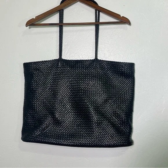 Quince Black Italian Leather Handwoven Tote Bag - Picture 9 of 14